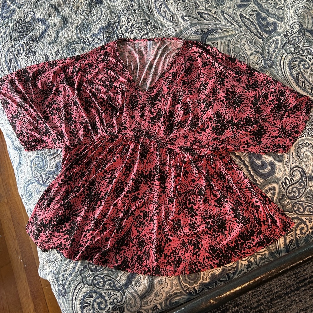 Scarlett Pink and Black Printed V-Neck Peplum Blouse